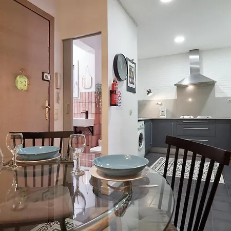 Almodovar Apartment Barcelona