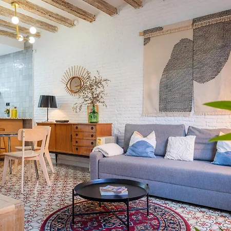 Almodovar Apartamento *